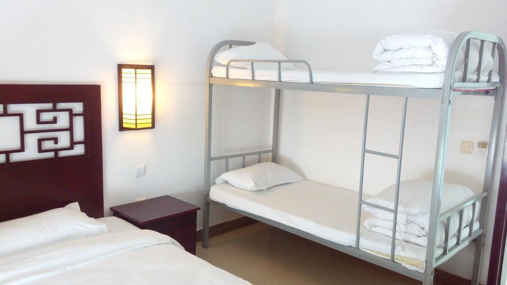 Kungfu Hostel （Songshan Shaolin Temple) Songyang Δωμάτιο φωτογραφία