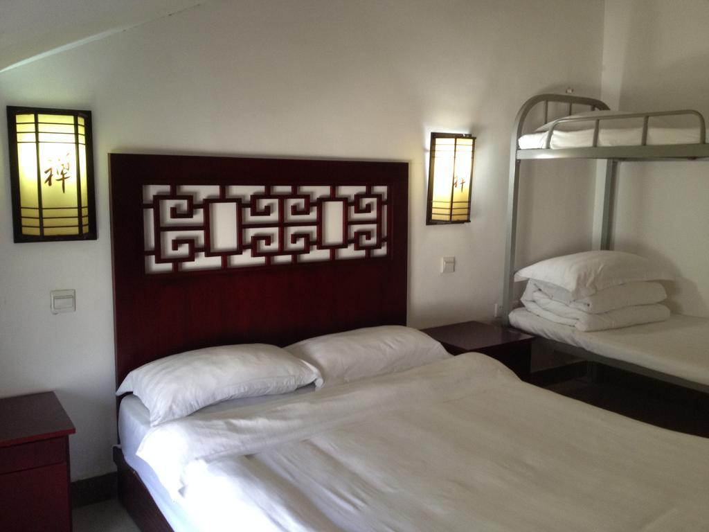 Kungfu Hostel （Songshan Shaolin Temple) Songyang Δωμάτιο φωτογραφία